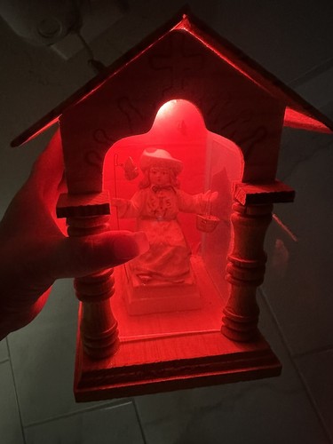 SANTO NINO DE ATOCHA SHRINE LAMP - PLATEROS - RELIGIOUS FOLK ART - SHADOW BOX - Picture 14 of 14