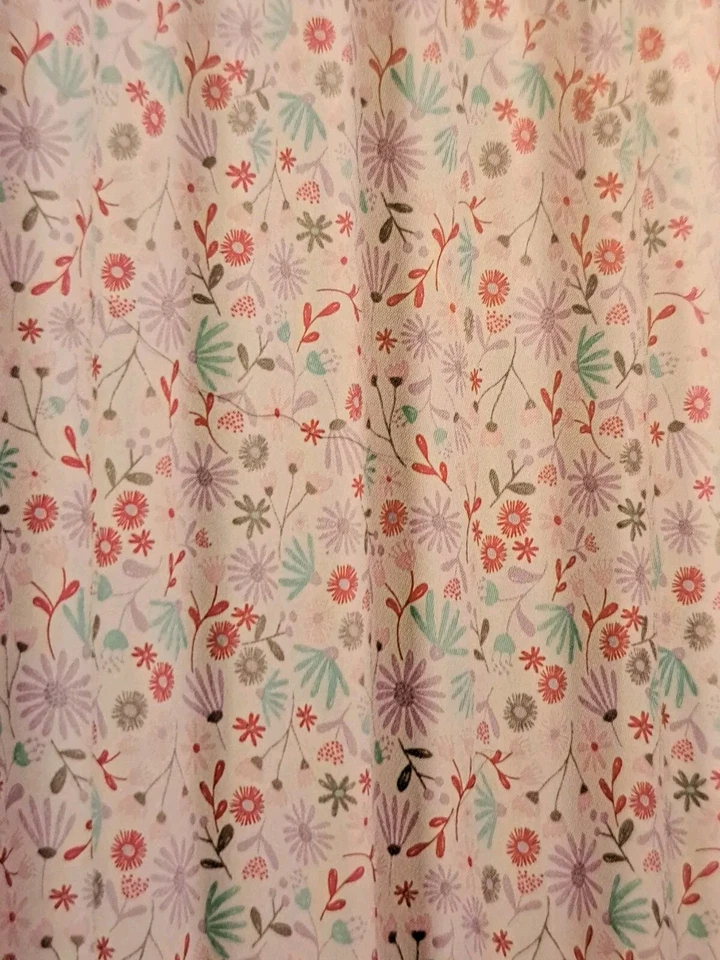 Charter Club Niños Flores Salvajes Cortina de Ducha con Ganchos para Flores, Juego de 13 Piezas Foto 3 de 4