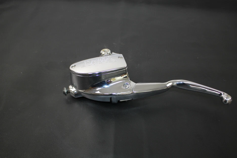 07-13 Yamaha XV1900 Stratoliner Roadliner Chrome Clutch Master Cylinder - Image 3 of 4