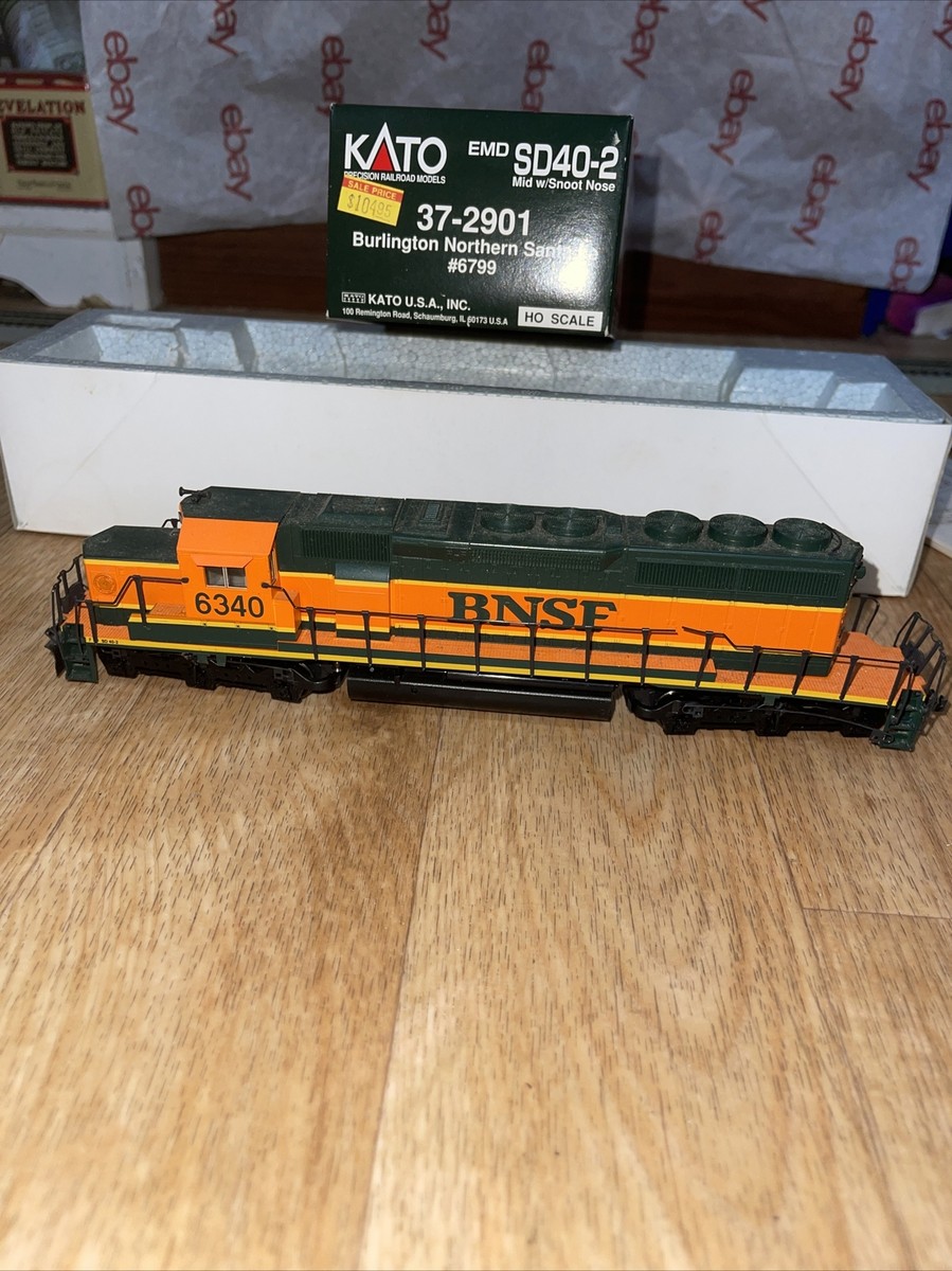 Ho KATO 37-2901 Locomotive Diesel EMD SD40-2 - Burlington Northern