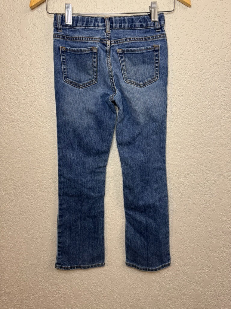 Picture 2 of 8