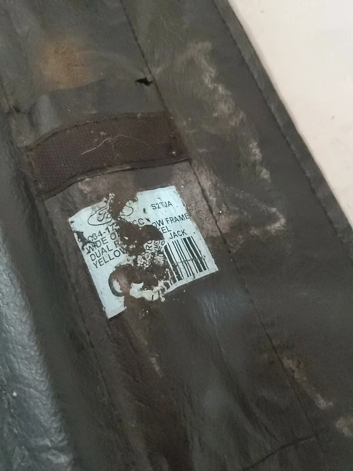 Ford F350 Super Duty 2008-2010 DRW kit de herramientas de neumáticos de repuesto doble kit de herramientas 2009 OEM Foto 2 de 4