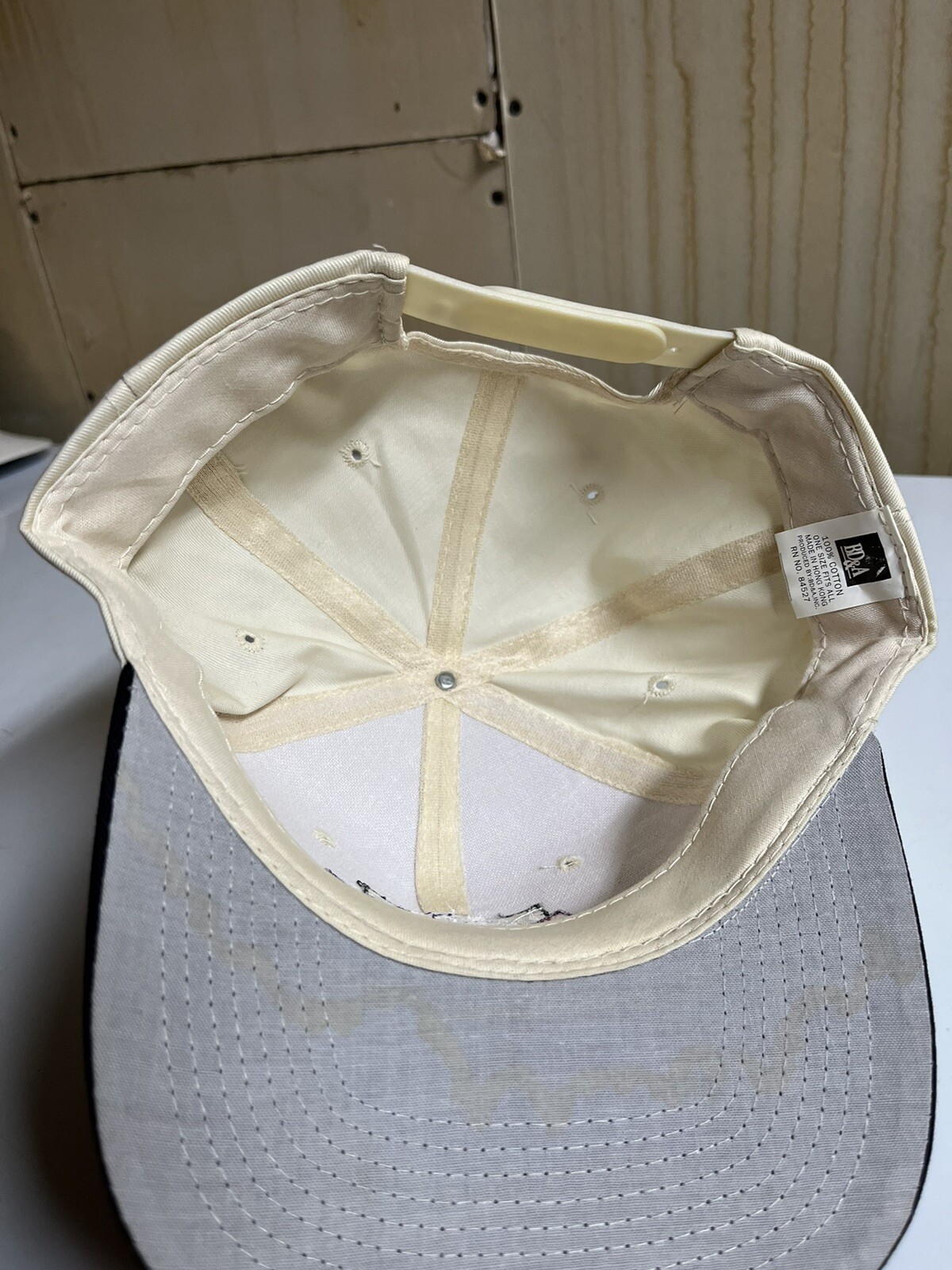 Picture 4 of 5