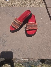 Donald Pliner size 6M red sandals Slides