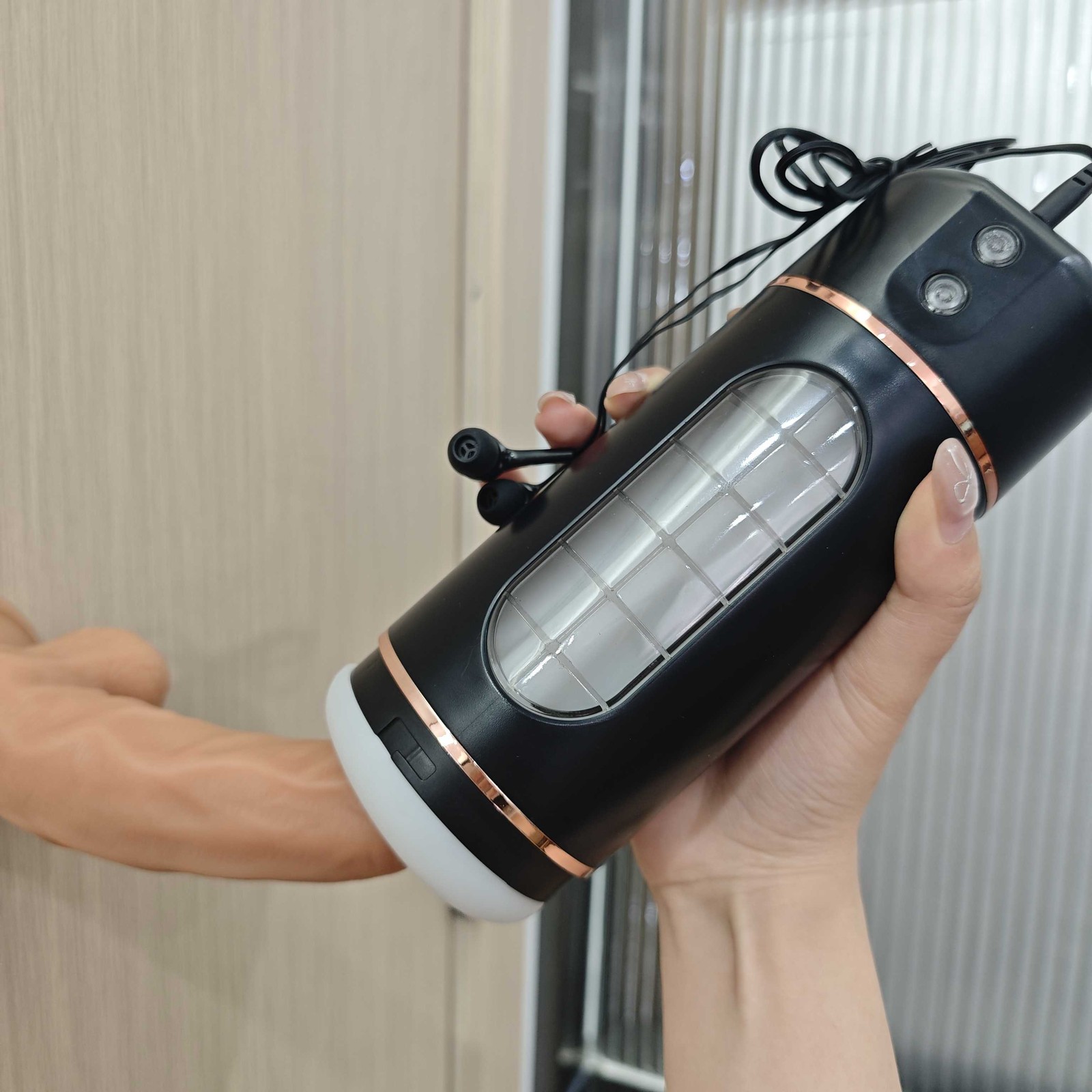 Herren Elektrischer Masturbators Cup Mit Kopfhörer Vibrationsmodi Masturbation