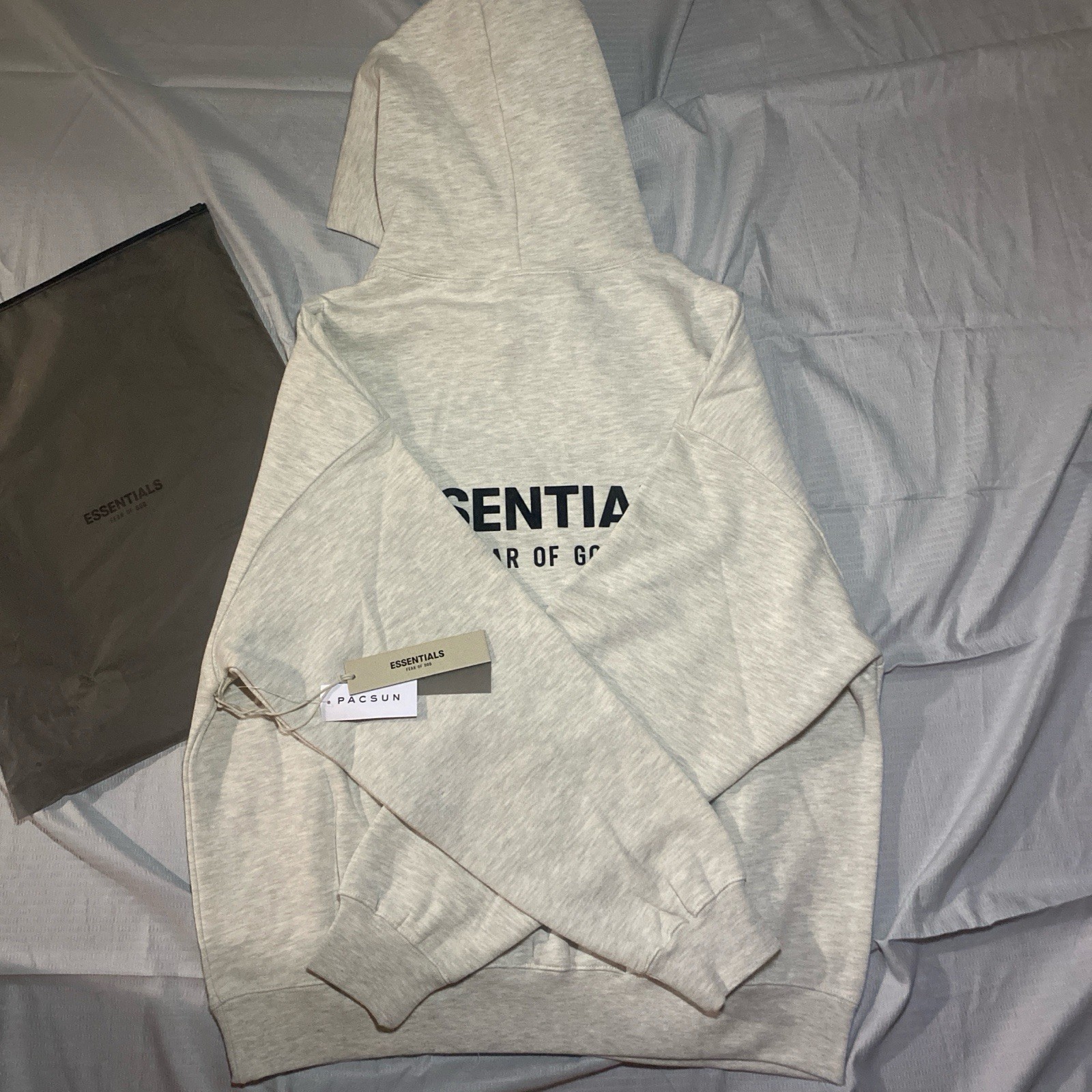 Essentials Fear of God Light Oatmeal Fleece Pullover Hoodie Men's Size M thumbnail 3