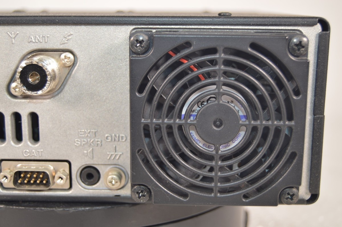 Yaesu FT-450D HF/50 MHz 100W All Mode Transceiver Tested W/ Box