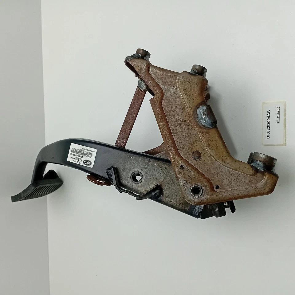 Land Rover Range Rover Sport L494 2014-2017 pedal de freno DK622D094AB Foto 2 de 4