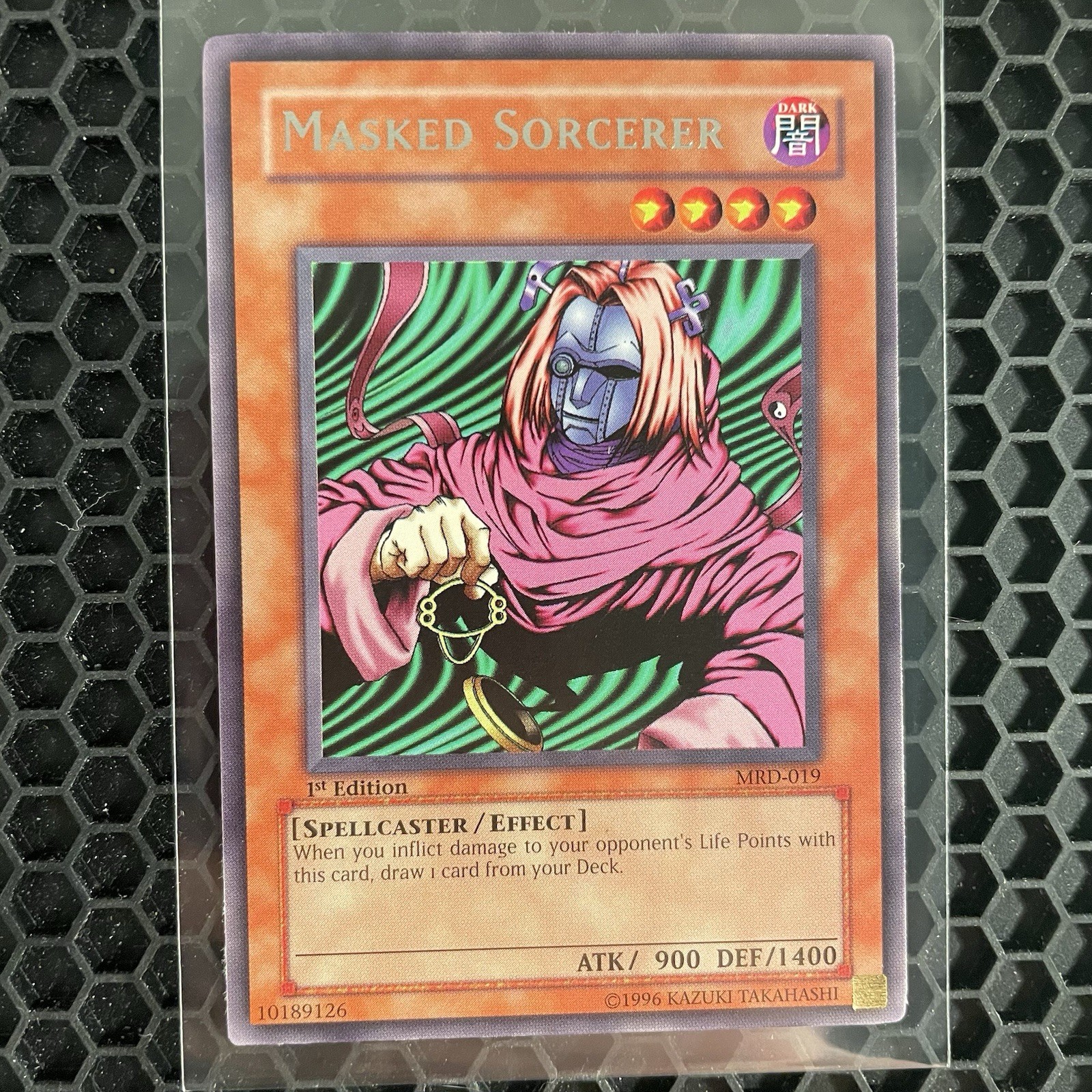 2002 YuGiOh 1st Edition MRD Masked Sorcerer Near Mint Rare Card