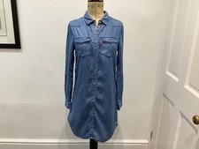 Levi's denim shirt dress size 8 34" bust branded buttons embroidered logo