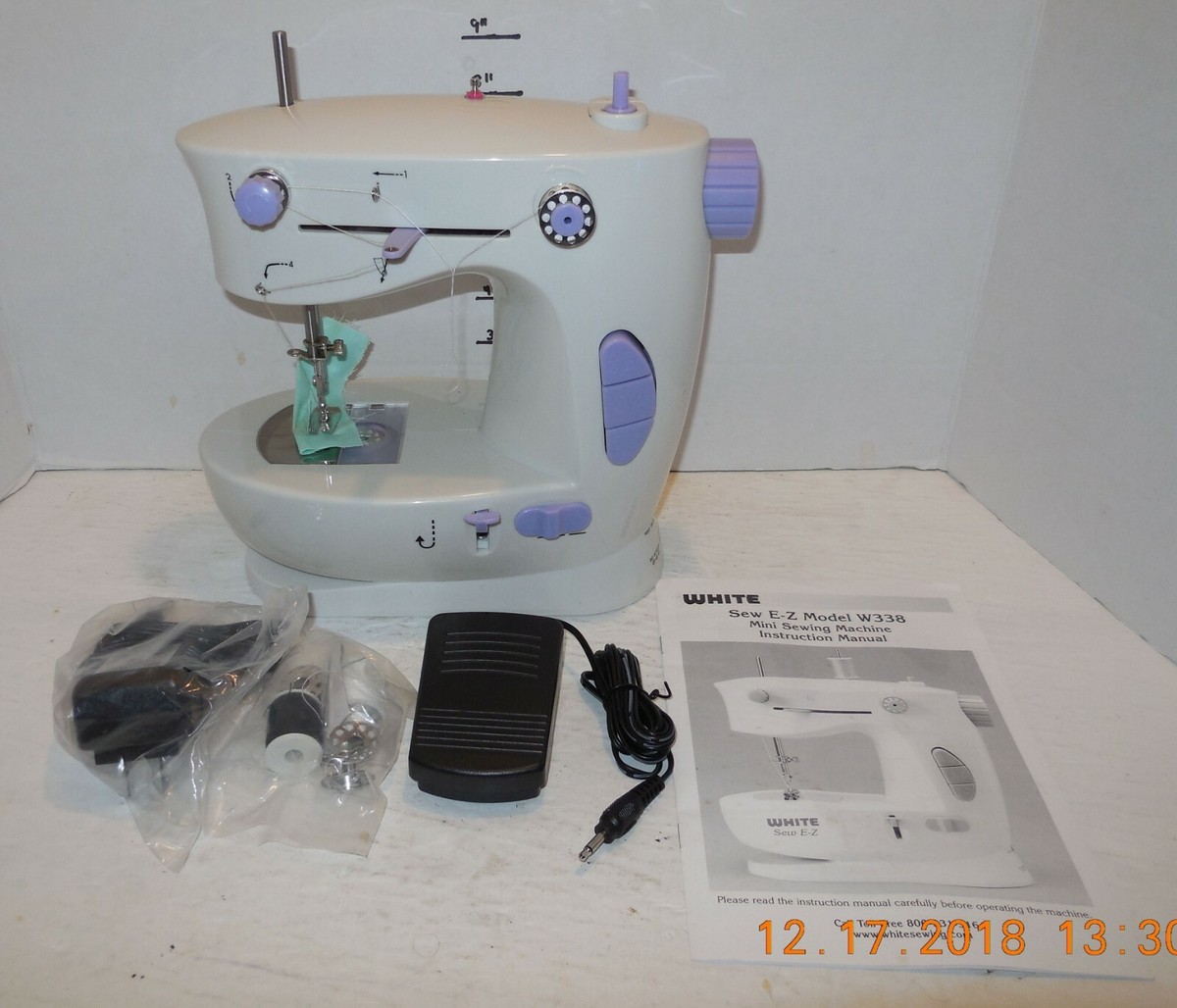 WHITE SEW E-Z MODEL W338 MINI SEWING MACHINE | eBay