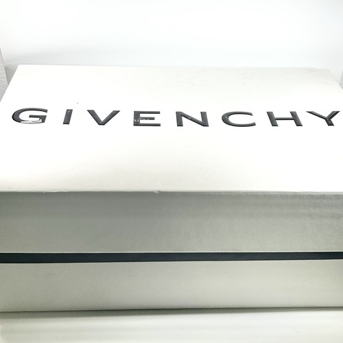New Givenchy City Court Leather Sneakers Black Size 42EU/9US - Picture 7 of 7
