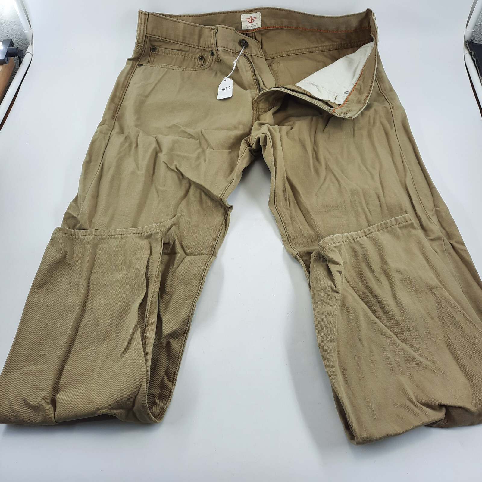 Dockers Levi Strauss Straight Fit Regular Fit Tan Jeans Men's 33x30 100% Cotton
