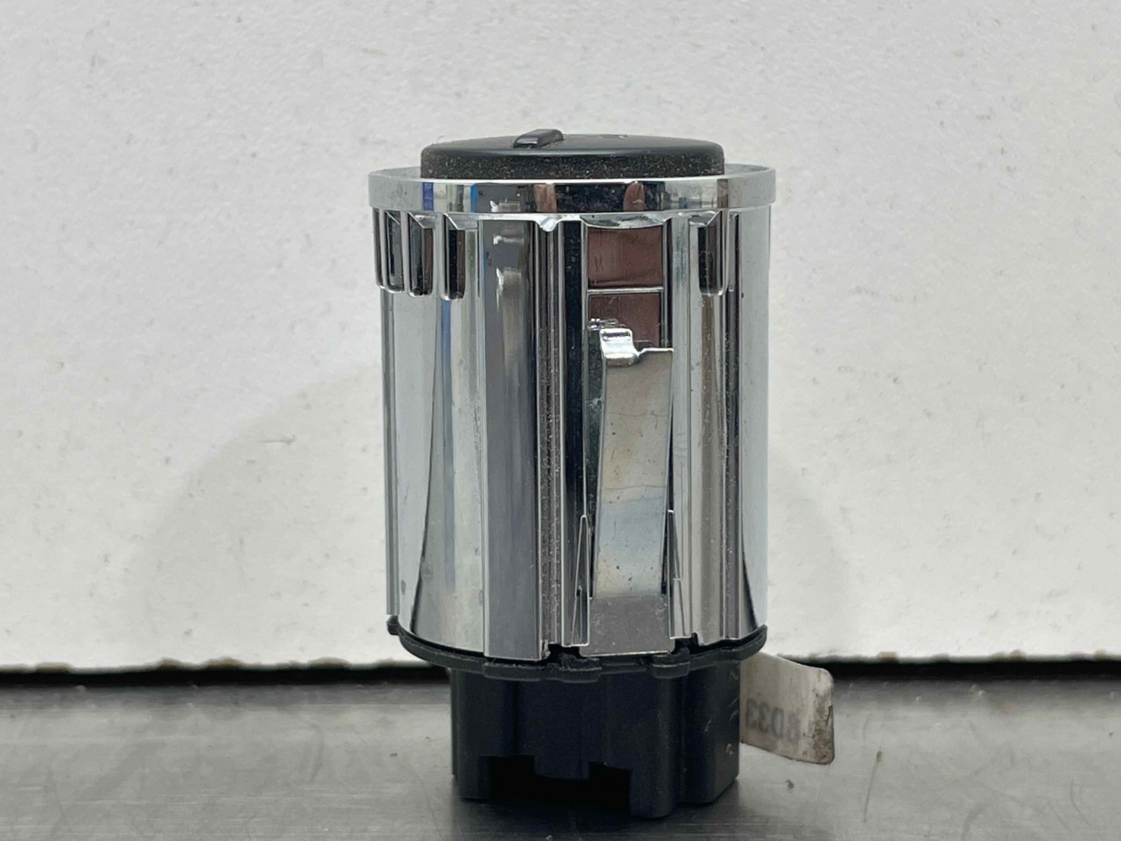 2010 Aston Martin Rapide Active Dampening Suspension Switch Button 8D33-2C418-BA