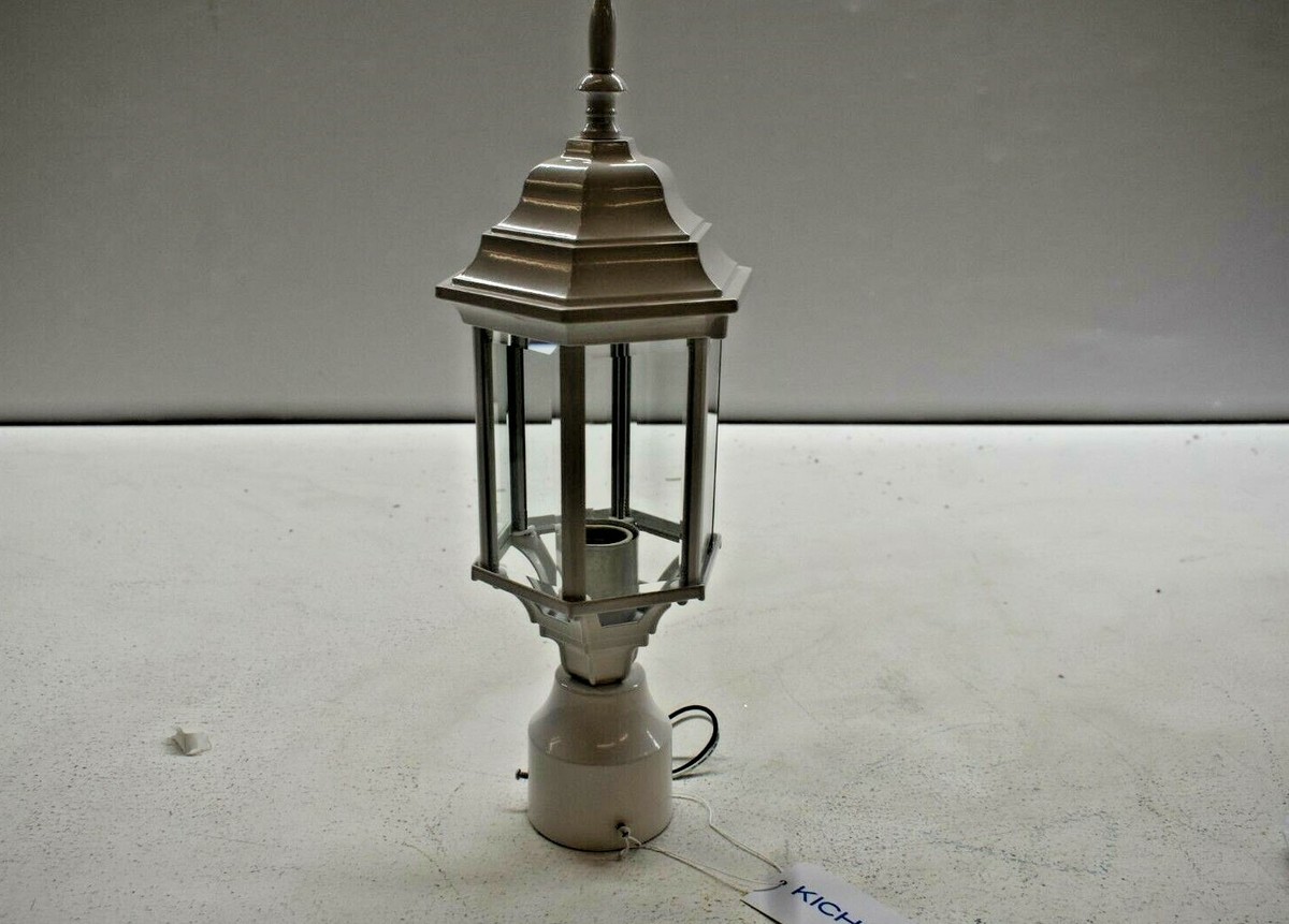 Kichler 49256 White Chesapeake 1-Light Outdoor Post Light Outdoor