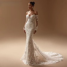Luxury Off Shoulder Mermaid Wedding Dress with Floral Long Sleeved Bridal Gown