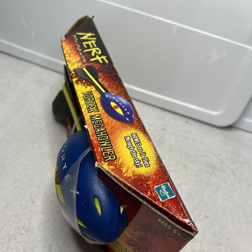 2003 HASBRO NERF PLAY YOUR GAME VORTEX MEGA HOWLER FLYING FOOTBALL NEW - Picture 10 of 11