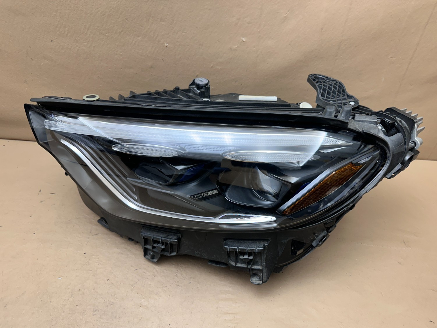 NICE 2023-2025 MERCEDES GLC X254 LEFT SIDE HEADLIGHT DIGITAL LED 10 PIN OEM