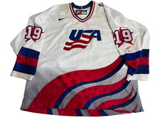 Team USA Junior Hockey Jersey World Cup of Hockey Team Signed Fight Strap 1990s