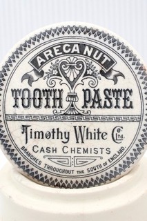 VINTAGE c1900s TIMOTHY WHITES CASH CHEMISTS ARECA NUT TOOTH PASTE POT LID BASE