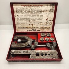 Vintage - Snap-on - Tf-5 Double Flaring Tool Kit In Metal Box - Pre-owned