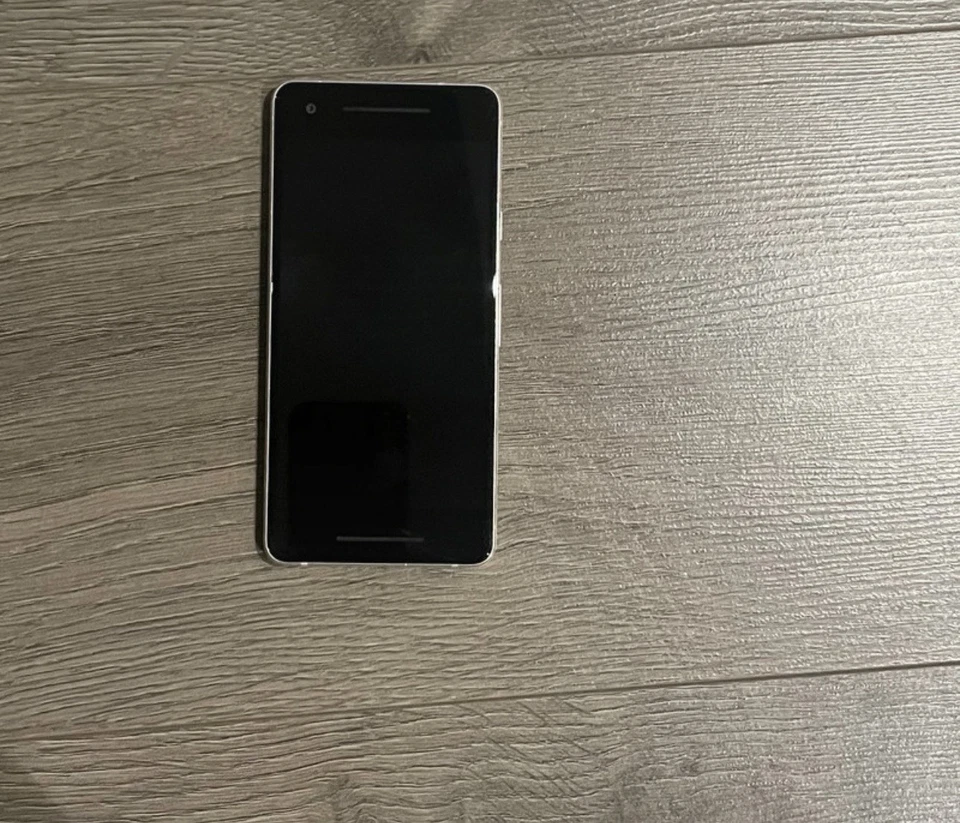 Google Pixel 2 · 128GB, photo 3 of 5