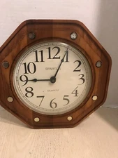 Spartus Wood Octogon Shaped Click 