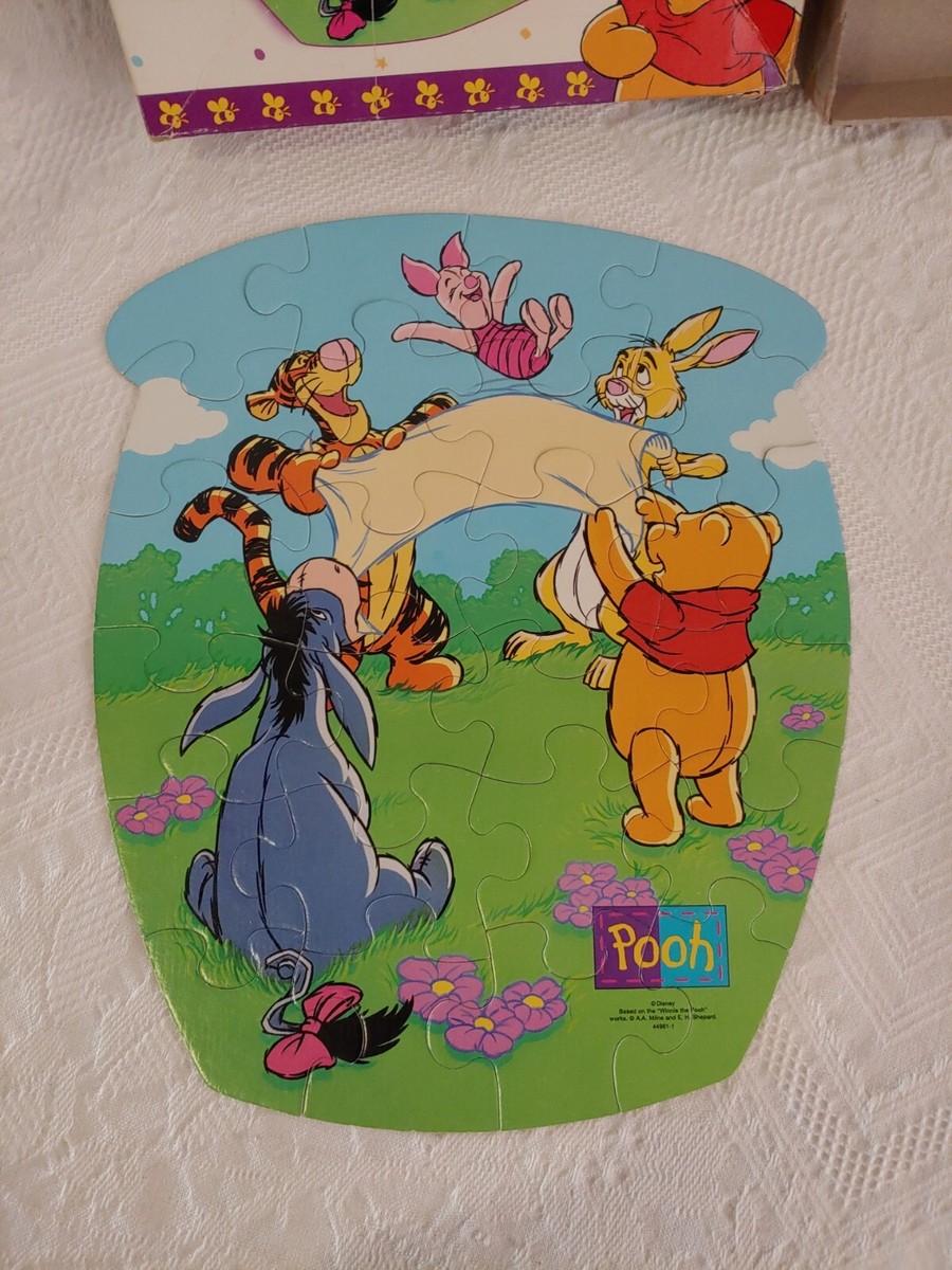 Winnie The Pooh Honey Pot Shaped Puzzle Complete 44961-1