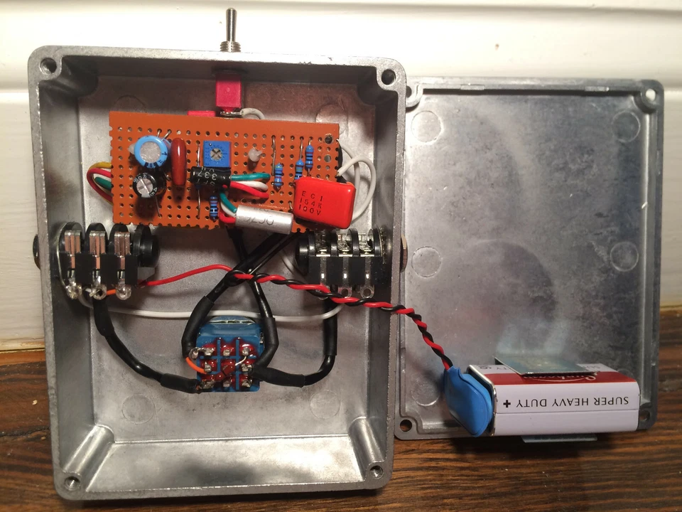 Pedal Fuzz Vox Tonebender MK1.5 Style Orig. SFT 337/OC76 Germanio ESCUCHAR Foto 3 de 4