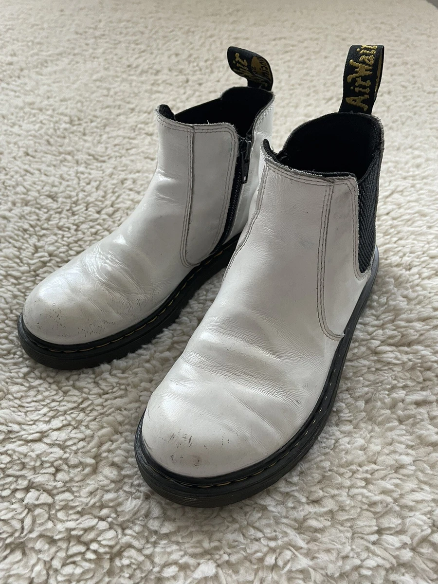 Fantastisch controller Raad eens DR. MARTENS 2976 Kids Size US 2 Quad Leather Platform Chelsea Boots White |  eBay