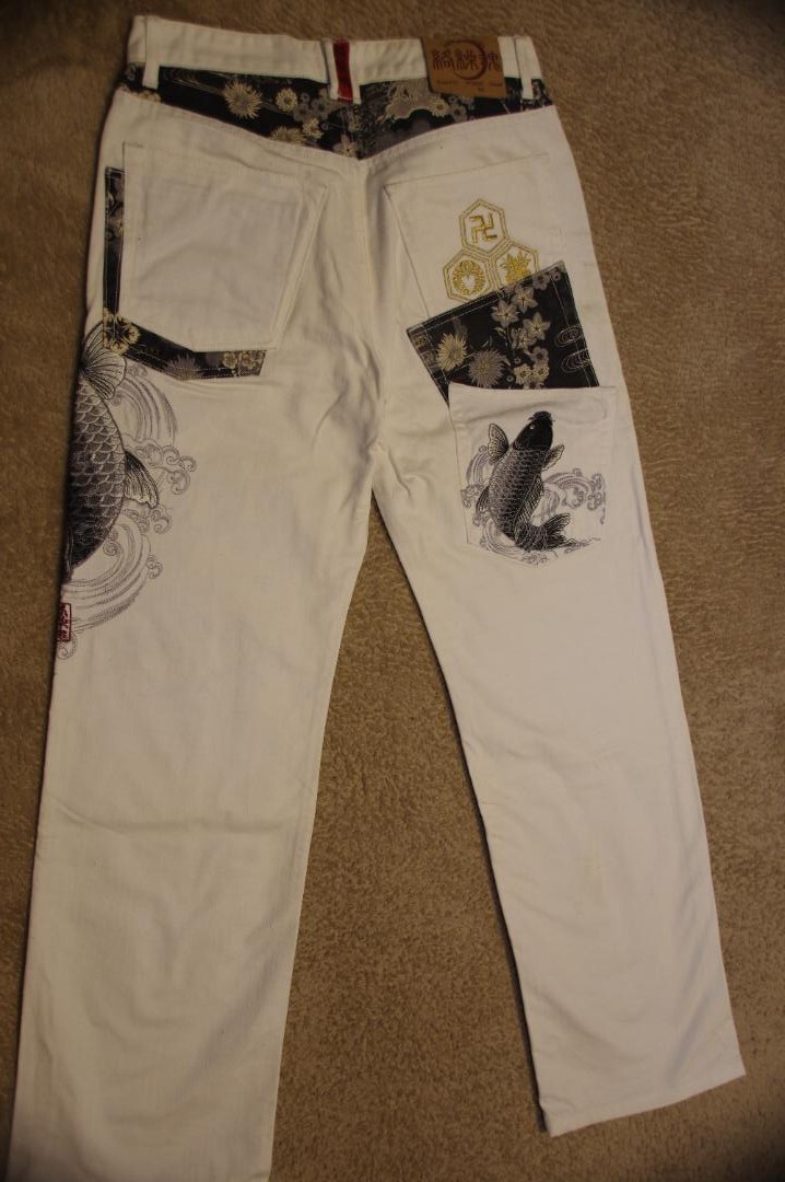 Picture 2 of 6