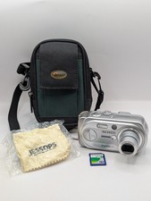 Samsung Digimax A7 7.0MP Digital Camera - Silver Tested Working