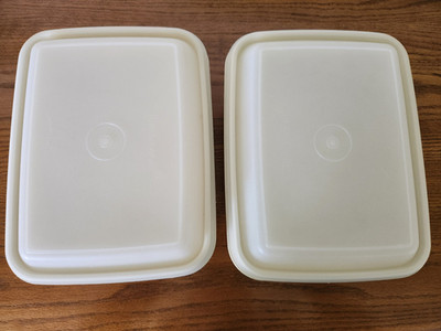 Lot of 2 vintage Beige Tupperware Ice Cream Keepers Container w/Lids # 1254 2qt