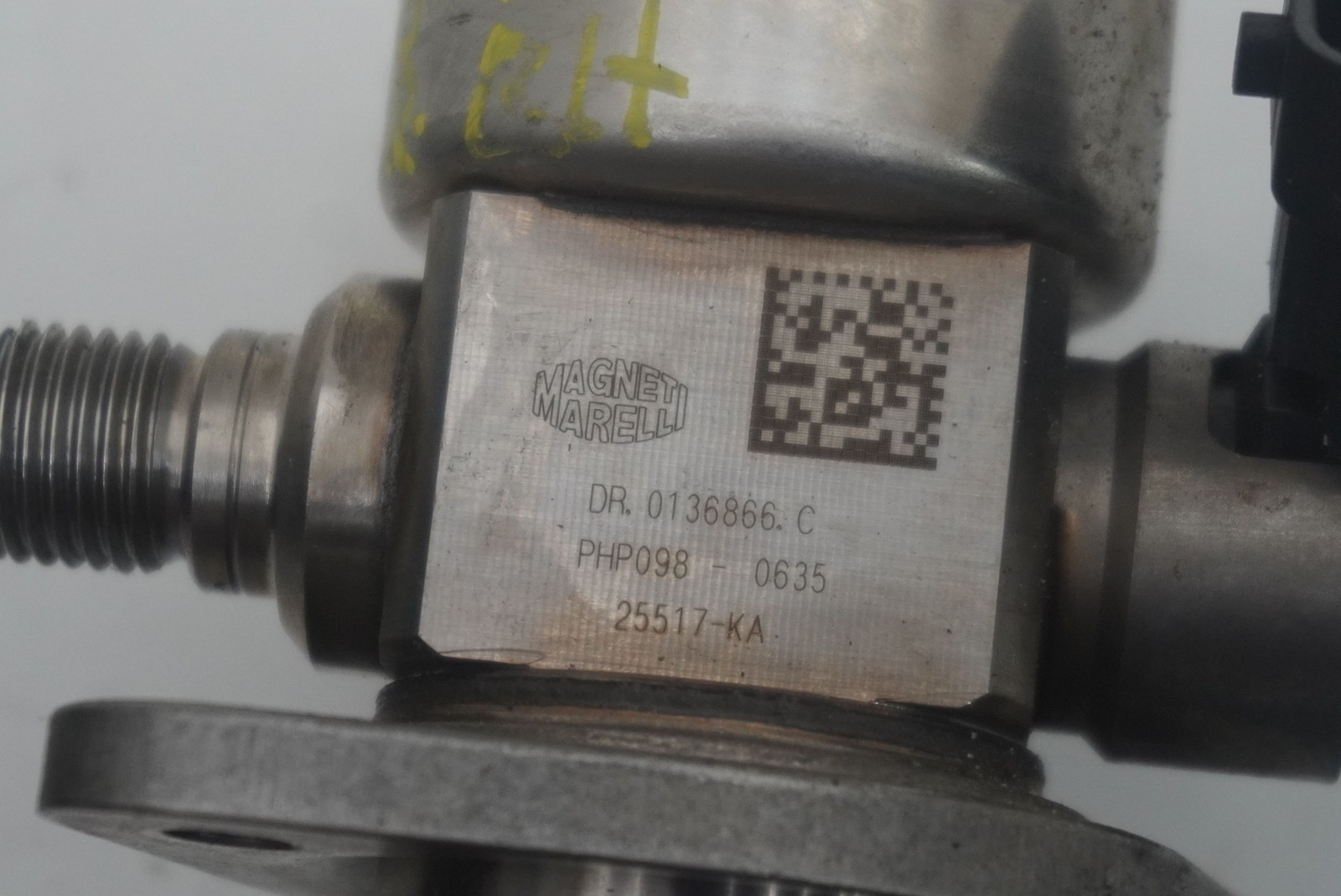 Ferrari GTC4Lusso T High pressure fuel pump P/N 330624