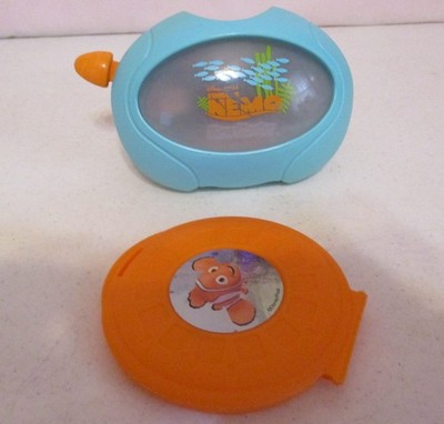 View-Master-3D Viewer-1998-Finding Nemo & Case -Vintage-Works