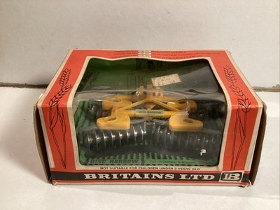 Vintage Britains 9553 Scheibenegge Farmfahrzeuge sehr fast neuwertig in OVP