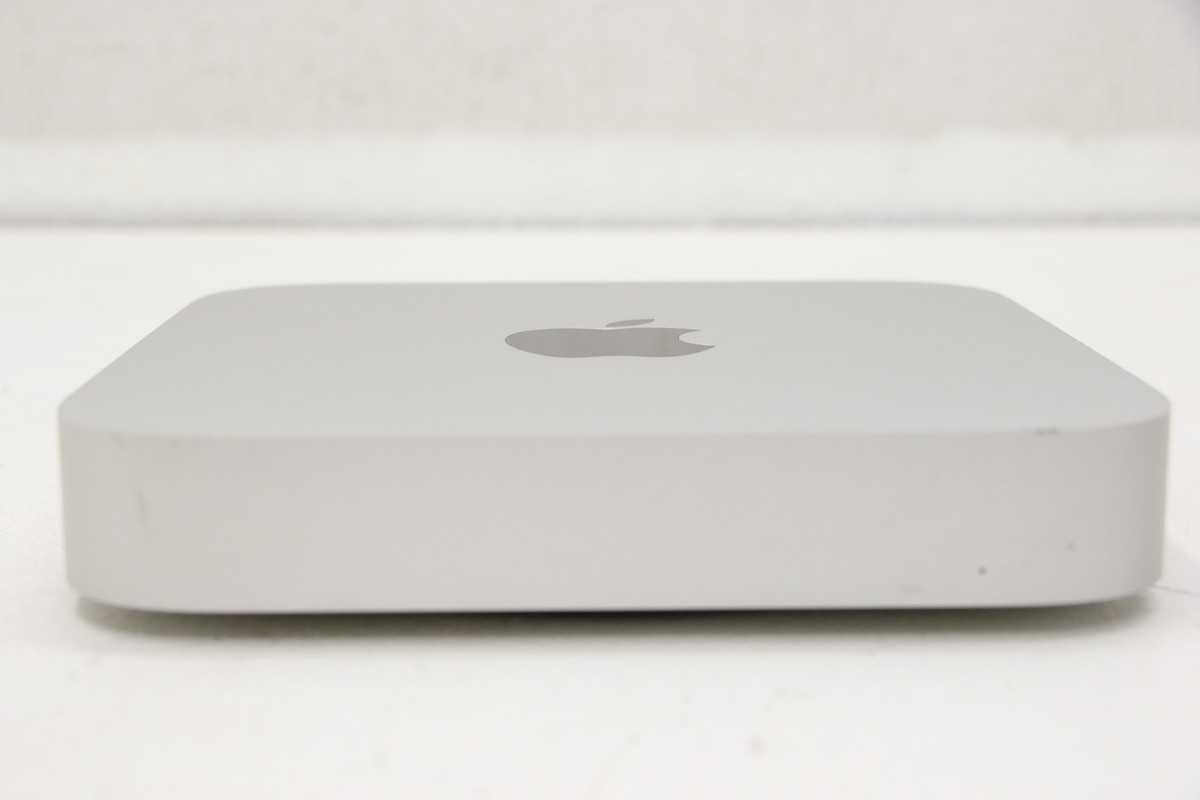 Apple Mac Mini A2686 MMFK3LA M2 8-Core/10-Core GPU 3.49GHz 16GB