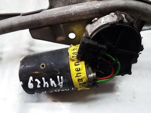 357955113c vorne Scheibenwischermotor Teilenummer  Volkswagen Pas DE590003-32