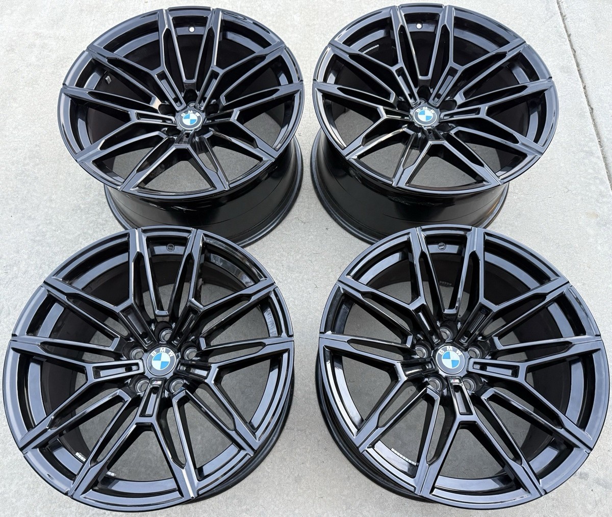 FOUR LIKE NEW GENUINE OEM BMW G87 M2 2023 2024 2025 2026 Black 