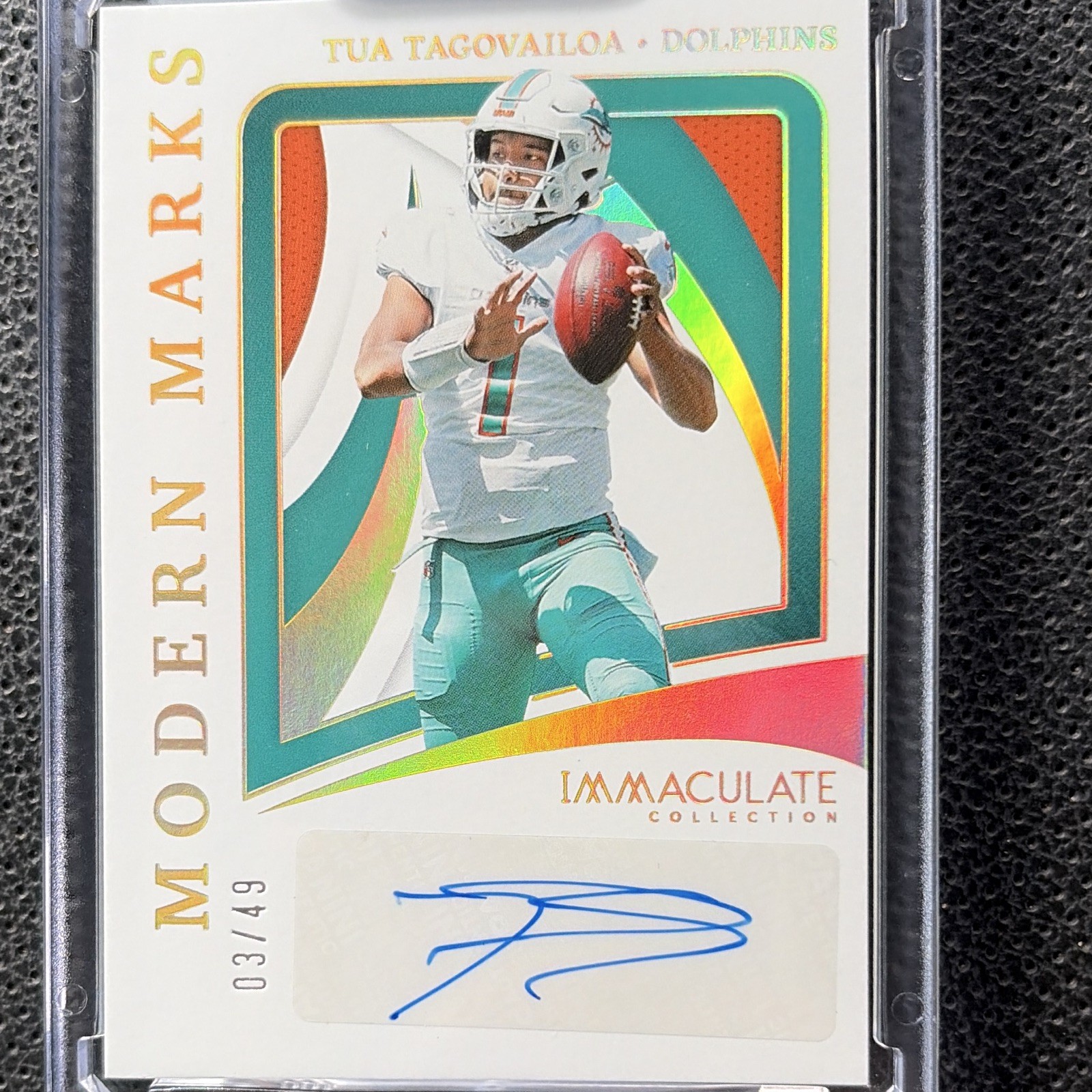 2022-23 Panini Immaculate Collection Modern Marks Tua Tagovailoa Auto /49 Miami