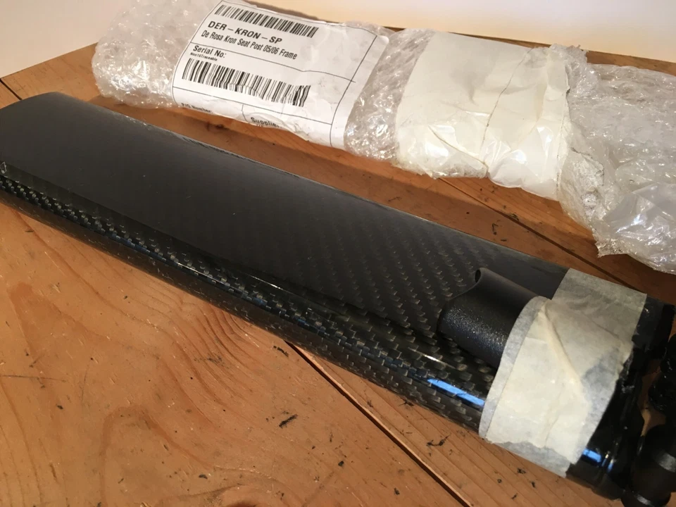 De Rosa Kron Carbono Aero Bike Time Trail, Triathlon Seatpost Seatpin, MUITO RARO - Imagem 4 de 4