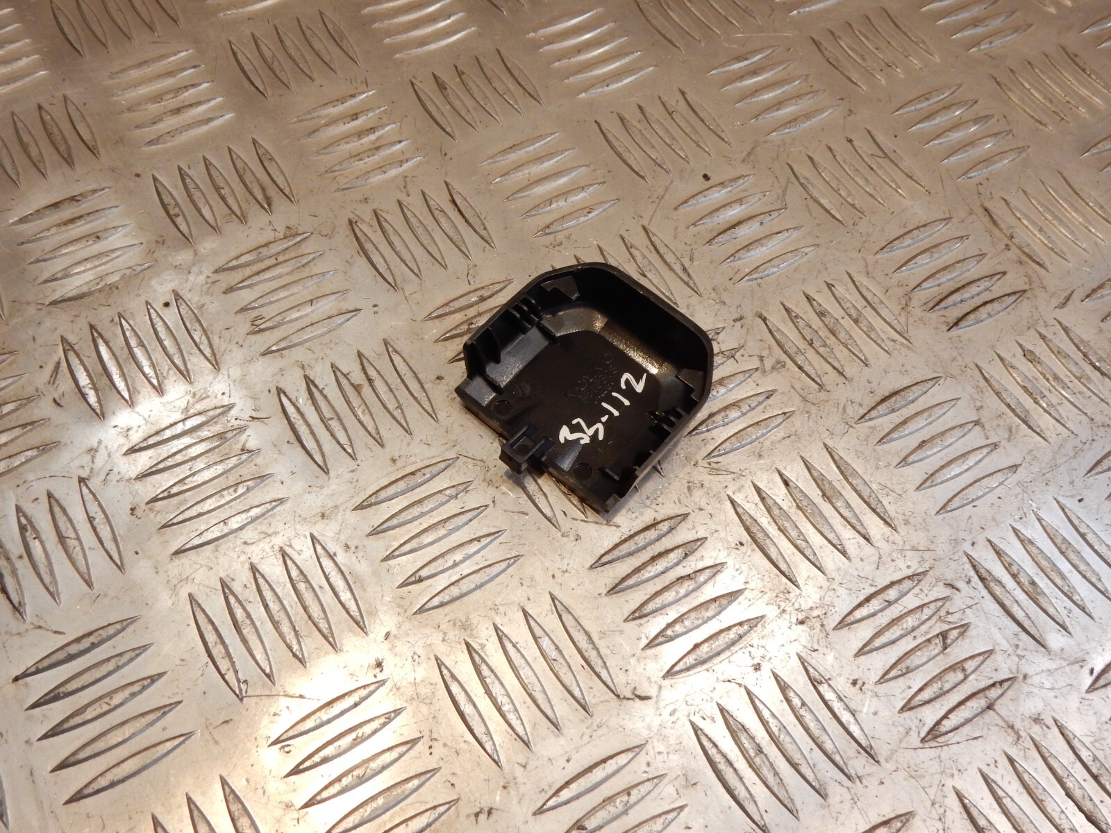 Volvo S60 2013 Front Passenger Seat Rail Trim 8618808 Aai3086 for  