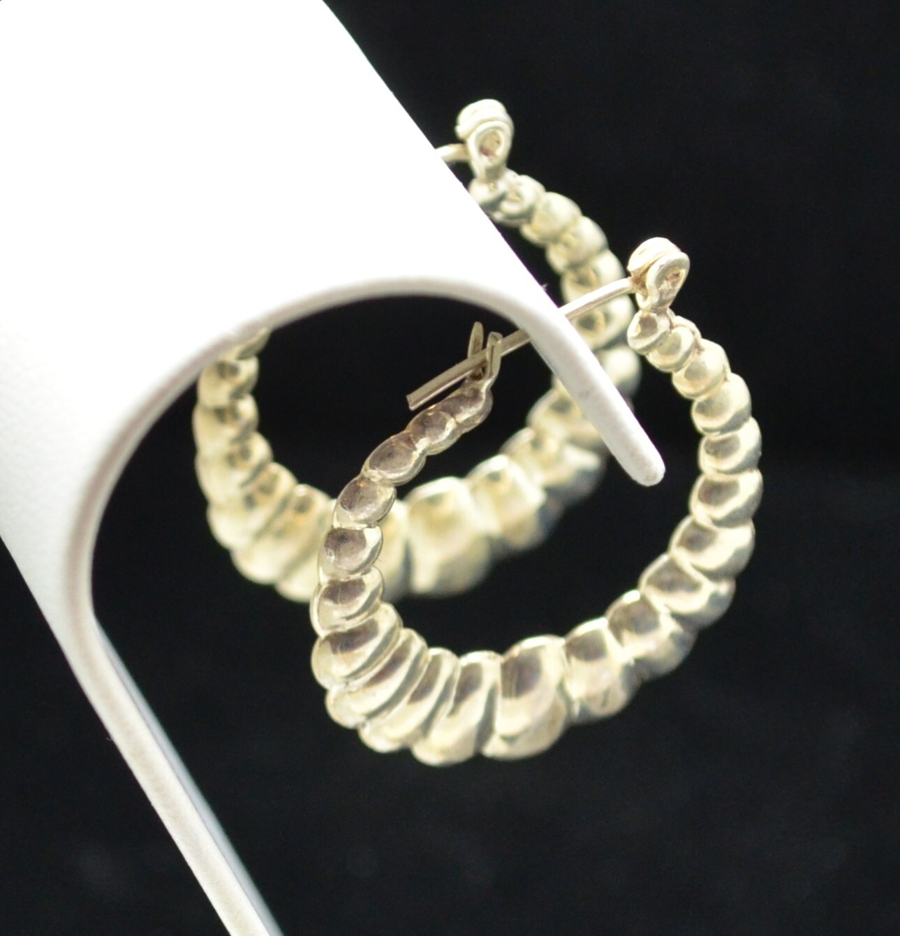 Sterling Silver Pretty Patterned Hoop Earrings #F… - image 3