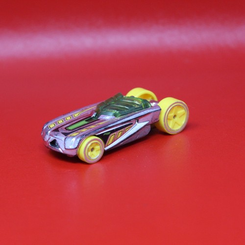 Hot Wheels 2017 Tostapane A Rullo #167 - Rosso E Giallo - Serie Legends Of Speed - Scala 1:64