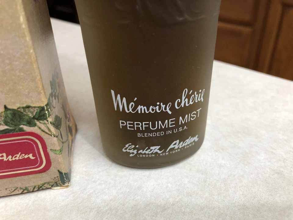 Memoire Cherie Perfume Mist 3 1/4 OZ Elizabeth Arden. Nuevo Mid Century vintage Foto 3 de 4