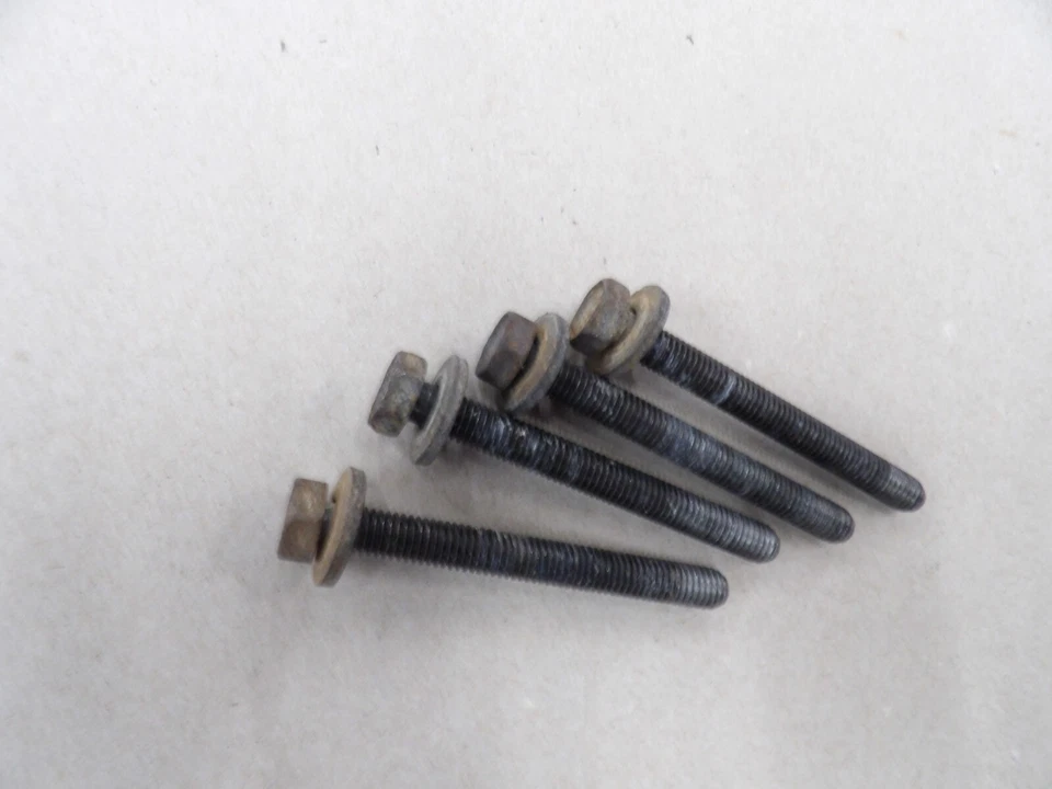 Paquete de bobinas de encendido pernos de montaje motor 4,0 L Jeep Wrangler Cherokee 2000-2006 Foto 2 de 2