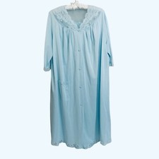 Shadowline Vintage Robe Size Large Baby Blue Nylon Lace Trimmed Dressing Gown