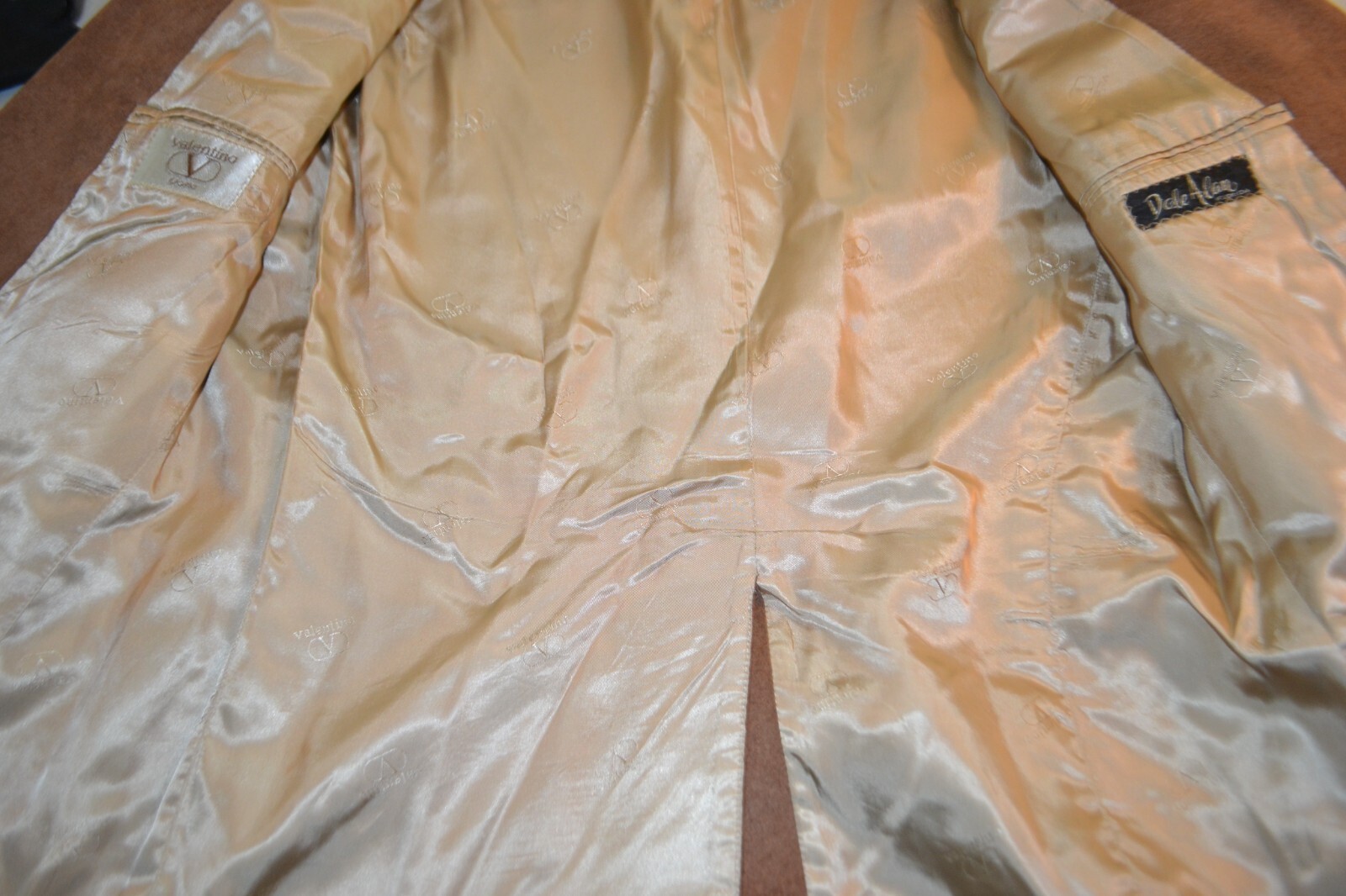 Valentino Uomo Men Leather Suede 2 Wooden Front Button Blazer Sz 40R thumbnail 11