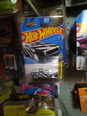 Hot Wheels 2025 Hi-Roller II Super Treasure Hunt High Roller 2 C Case Art Car
