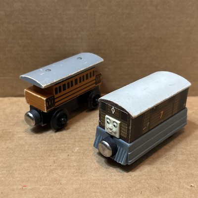 TOBY & HENRIETTA 1st Edition 1992 VTG - Thomas & Friends Wooden Railway Train